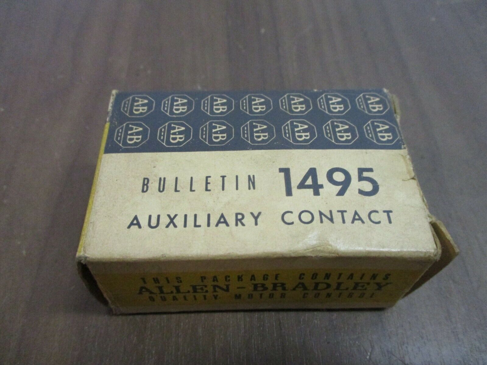 Allen-Bradley Aux Contact 1495-G1 Ser. L N.C. Size 1 & 2 New Surplus