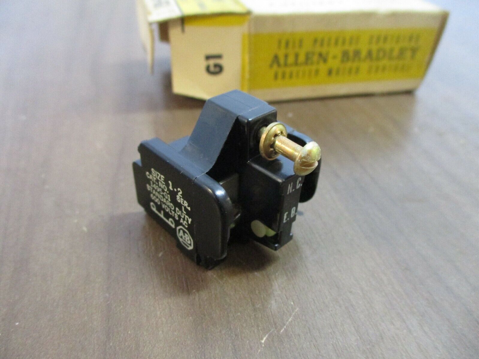 Allen-Bradley Aux Contact 1495-G1 Ser. L N.C. Size 1 & 2 New Surplus