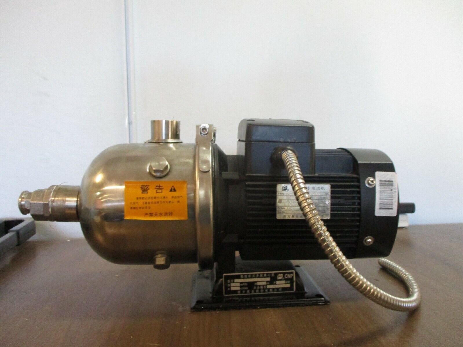 CNP Stainless Steel Pump CHL4-20LSW5C 0.75HP 15m Head 4m3/h Used