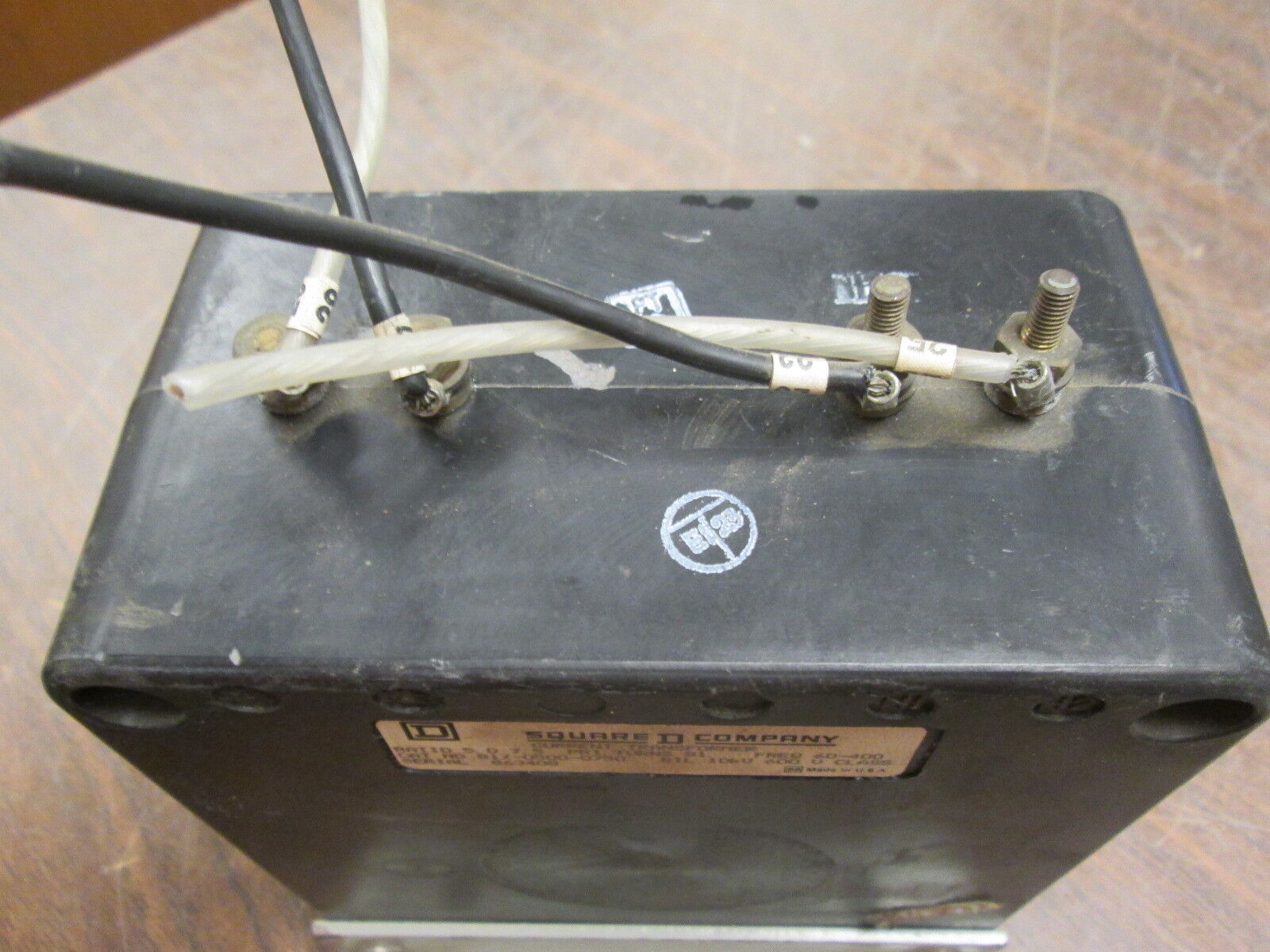 Square D Current Transformer 81X-0500-0750 Ratio 5.0:7.5A 60-400Hz 600V 10KV BIL