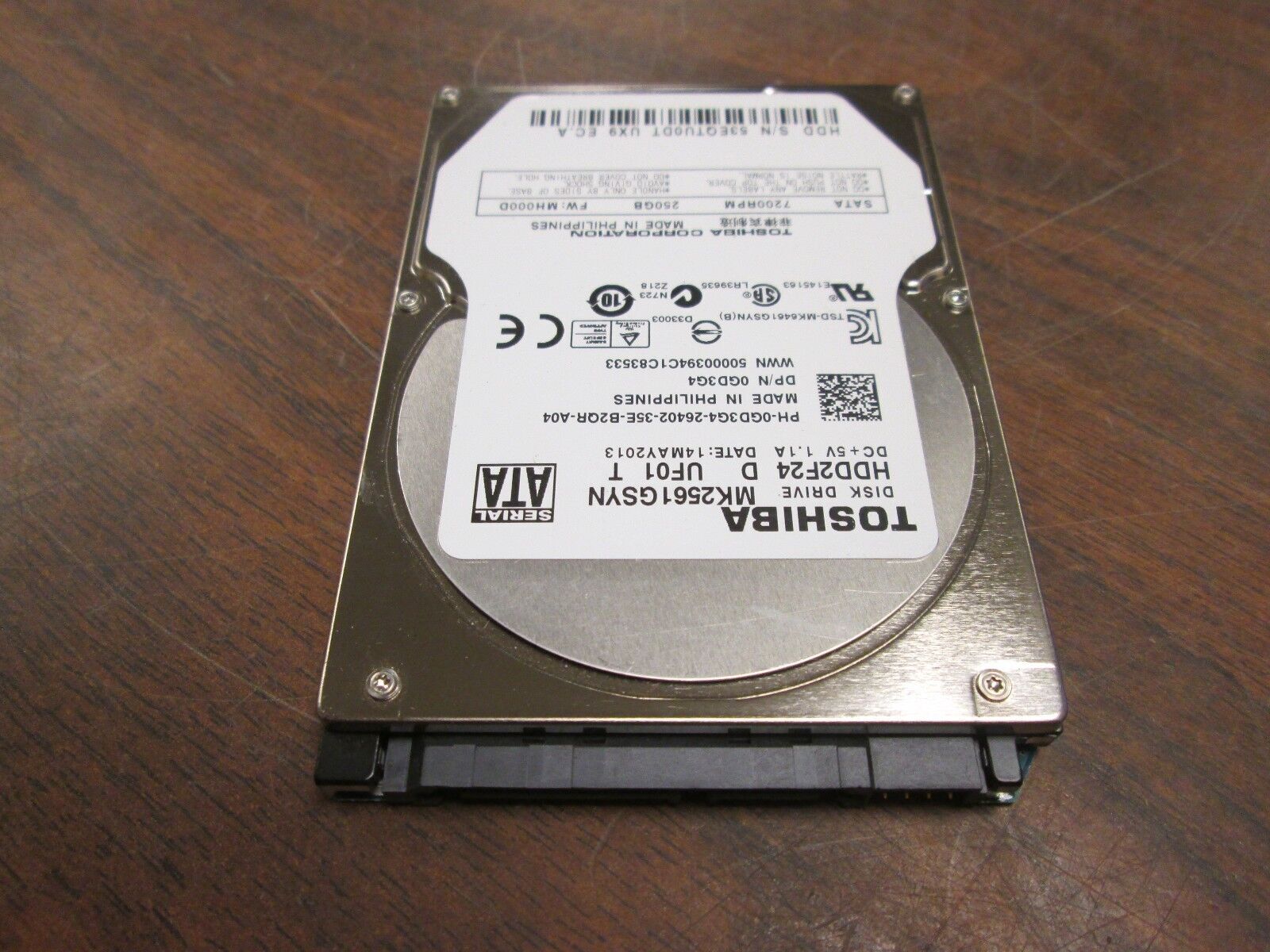 Toshiba Hard Drive HDD2F24 2.5" 7200RPM 250GB SATA Used
