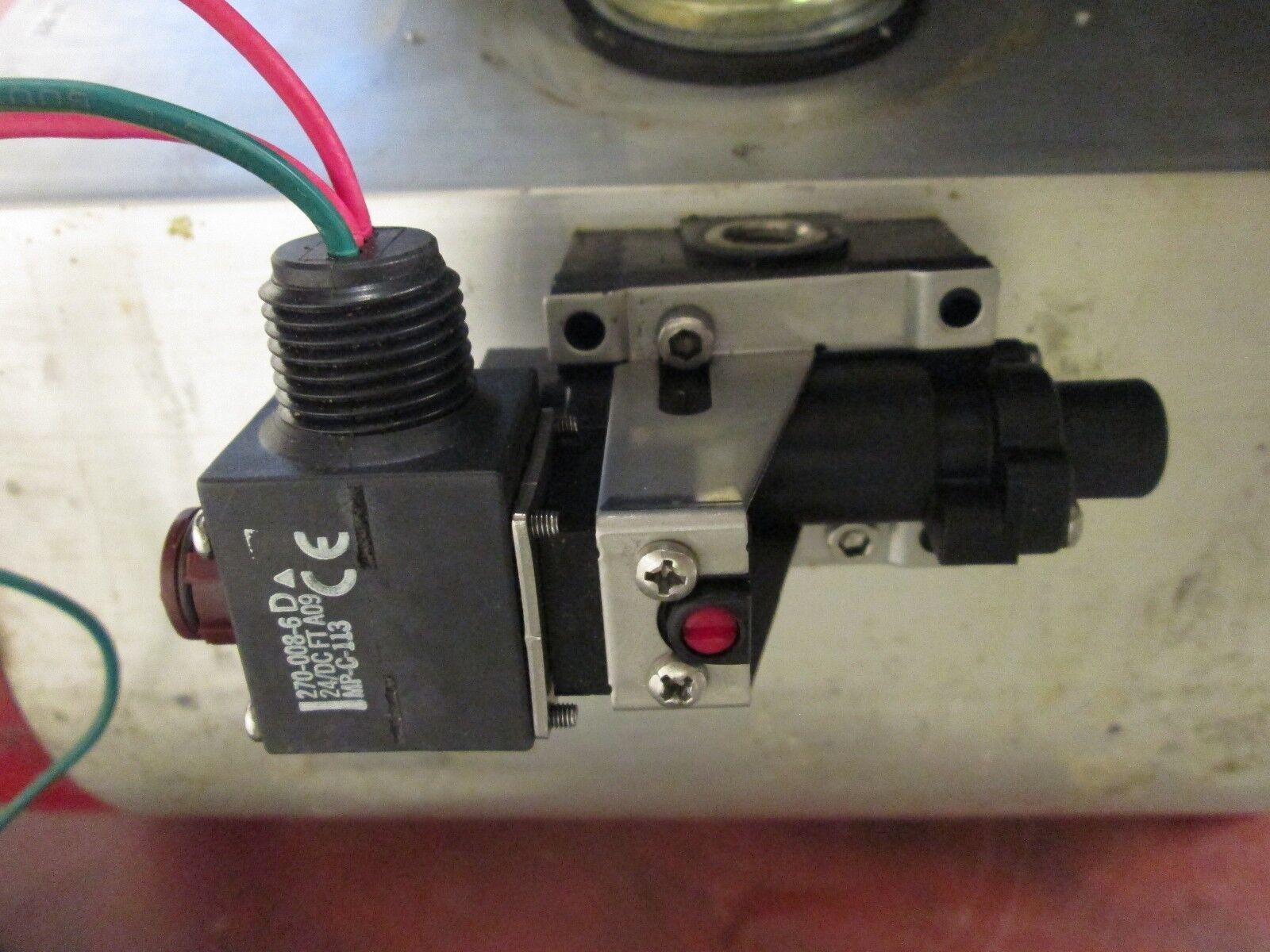 Bray Double Acting Actuator Max PSI: 140 92/93 Series Used