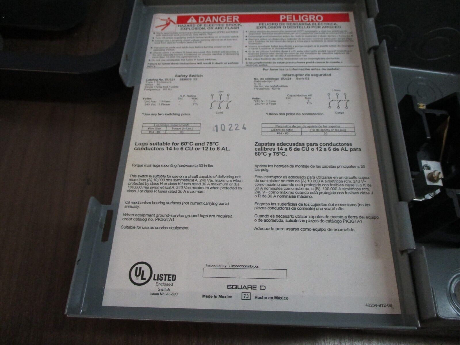 Square D Non-Fusible Safety Switch/Disconnect DU-321 30A 240V Used
