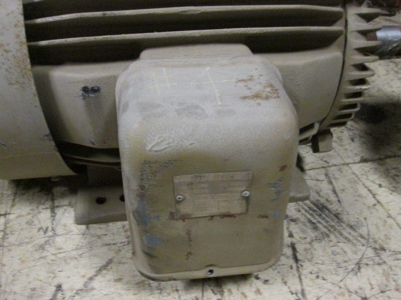 Toshiba Motor 4F4040L3AHHH 40HP Type TKKH Frame 324T 1770 RPM 460V Used