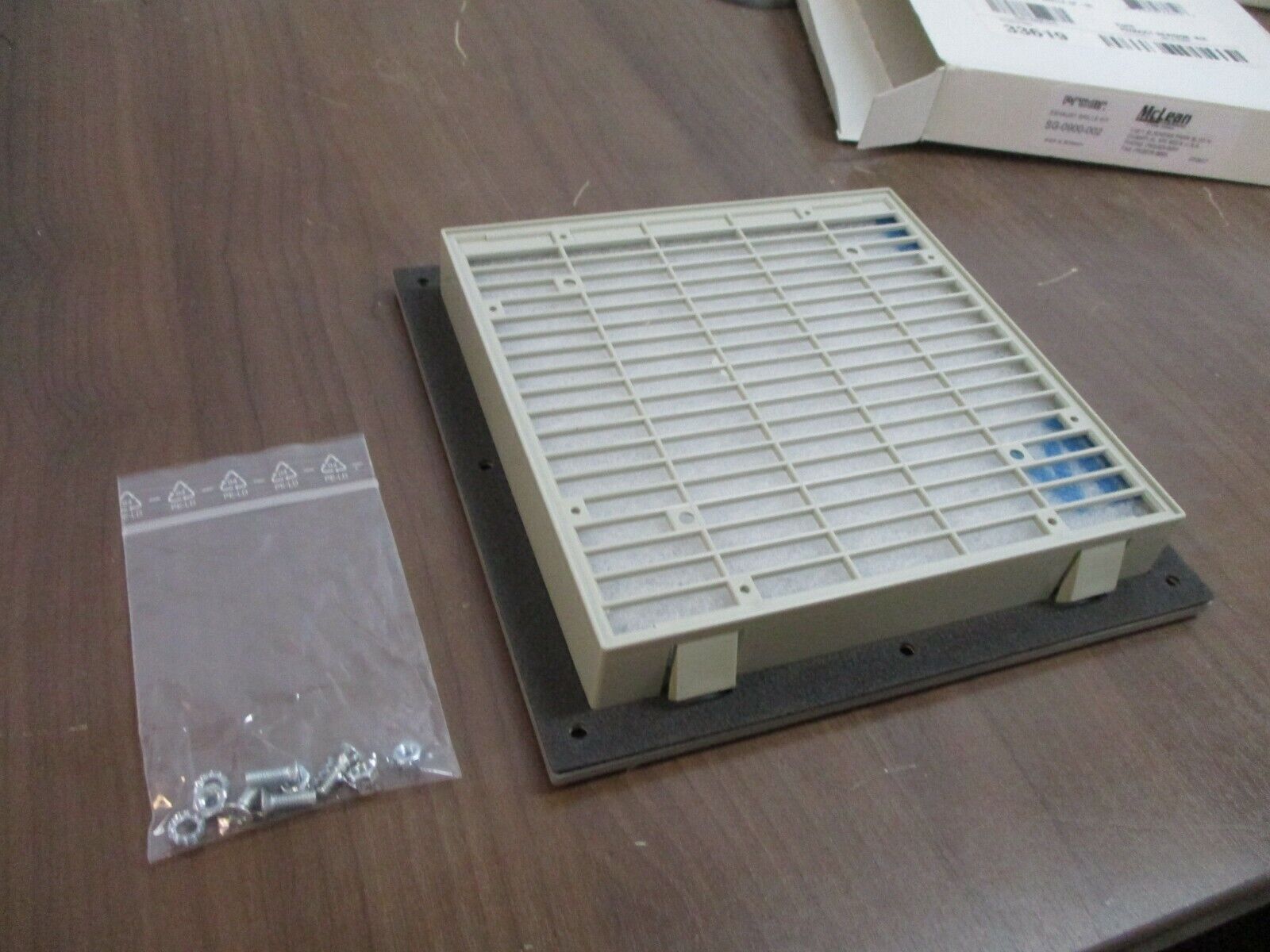 Hoffman Proair Exhaust Grille SG0900002 SF-09 New Surplus