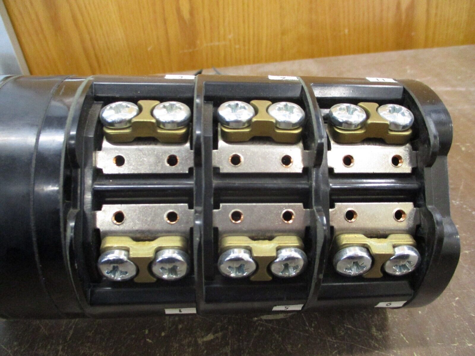 Entrelec Type I-80 UPS Bypass Rotary Switch 360 007 S9 80A 600V Used