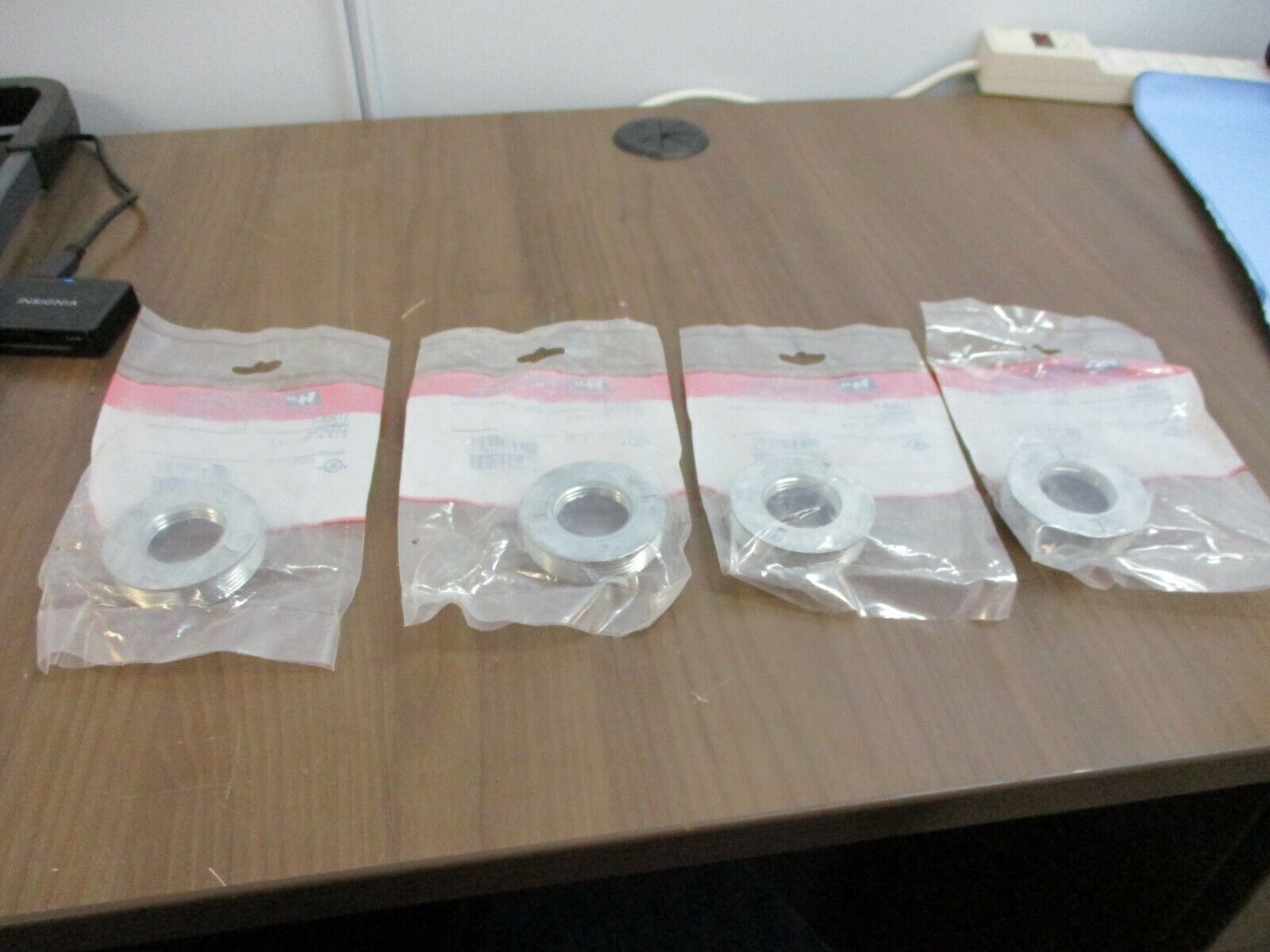 Wiremold Adapter 1126A-1 2IPS to 1IPS *Lot of 4* New Surplus