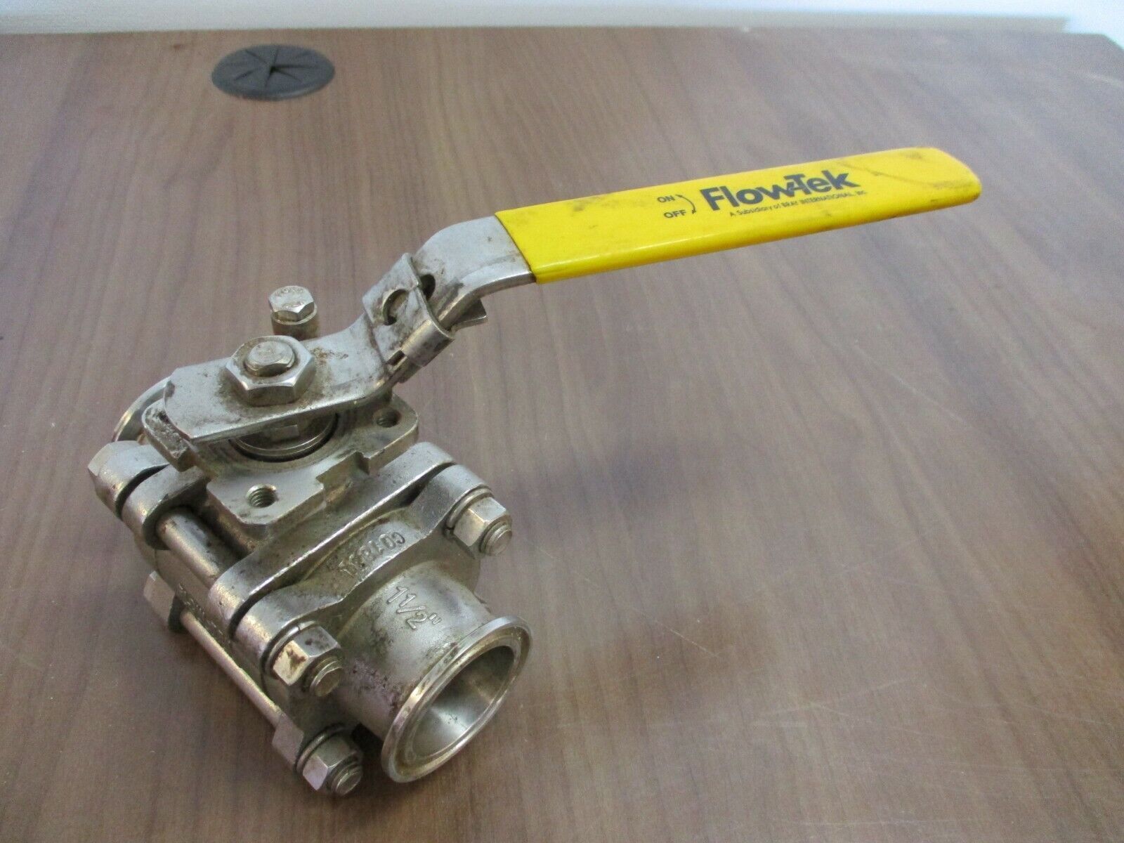 Flow- Tek, Ball valve, part#: S7007, Size: 1.5", 1000 WOG, used