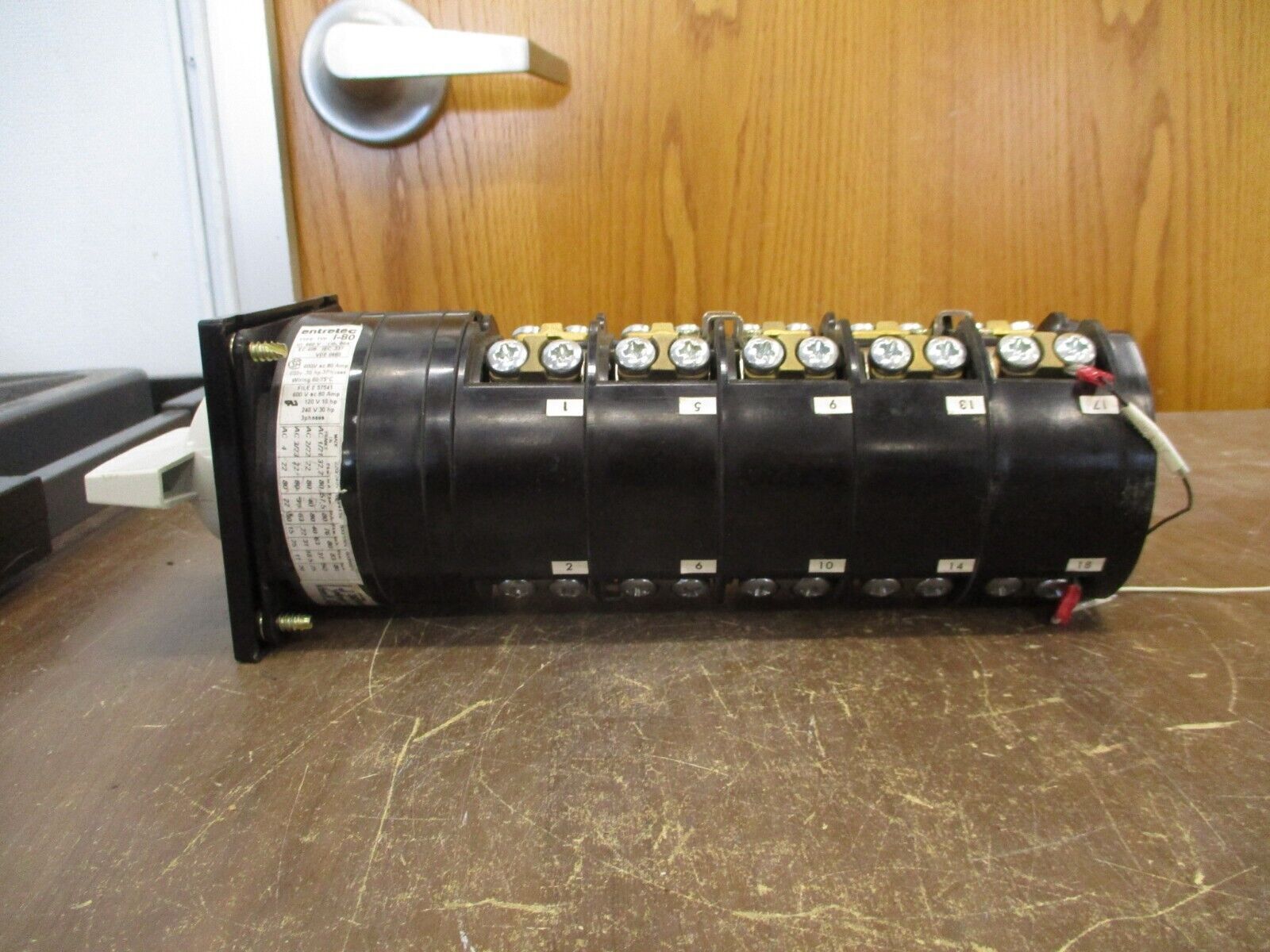 Entrelec Type I-80 UPS Bypass Rotary Switch 360 005 45 80A 600V Used