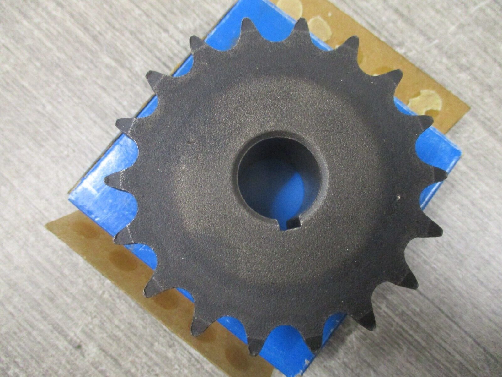 Martin Sabertooth 40BS18HT 3/4 New Surplus