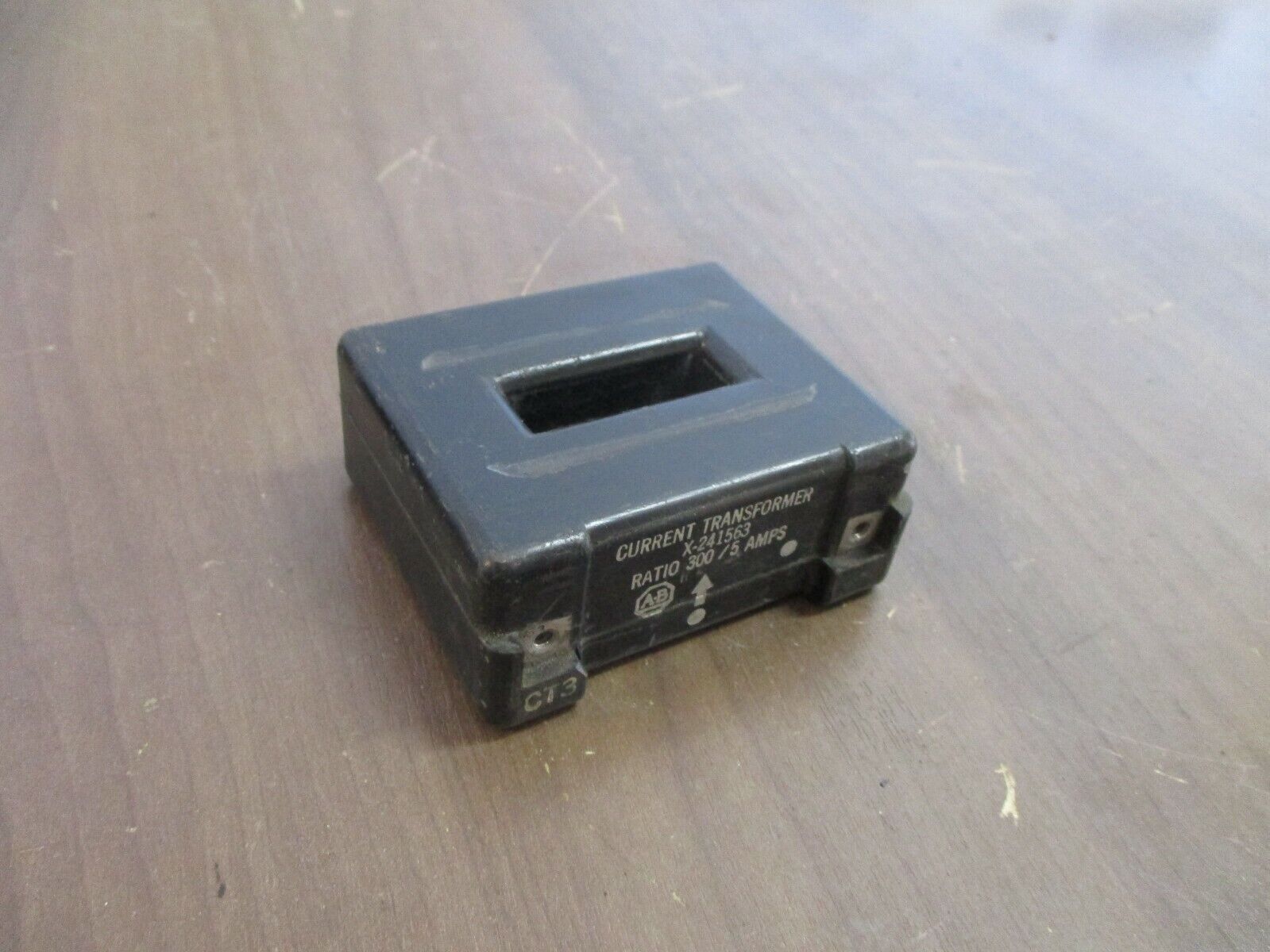 Square D Current Transformer X-241563 Ratio: 300:5A *No Terminal Screws* Used