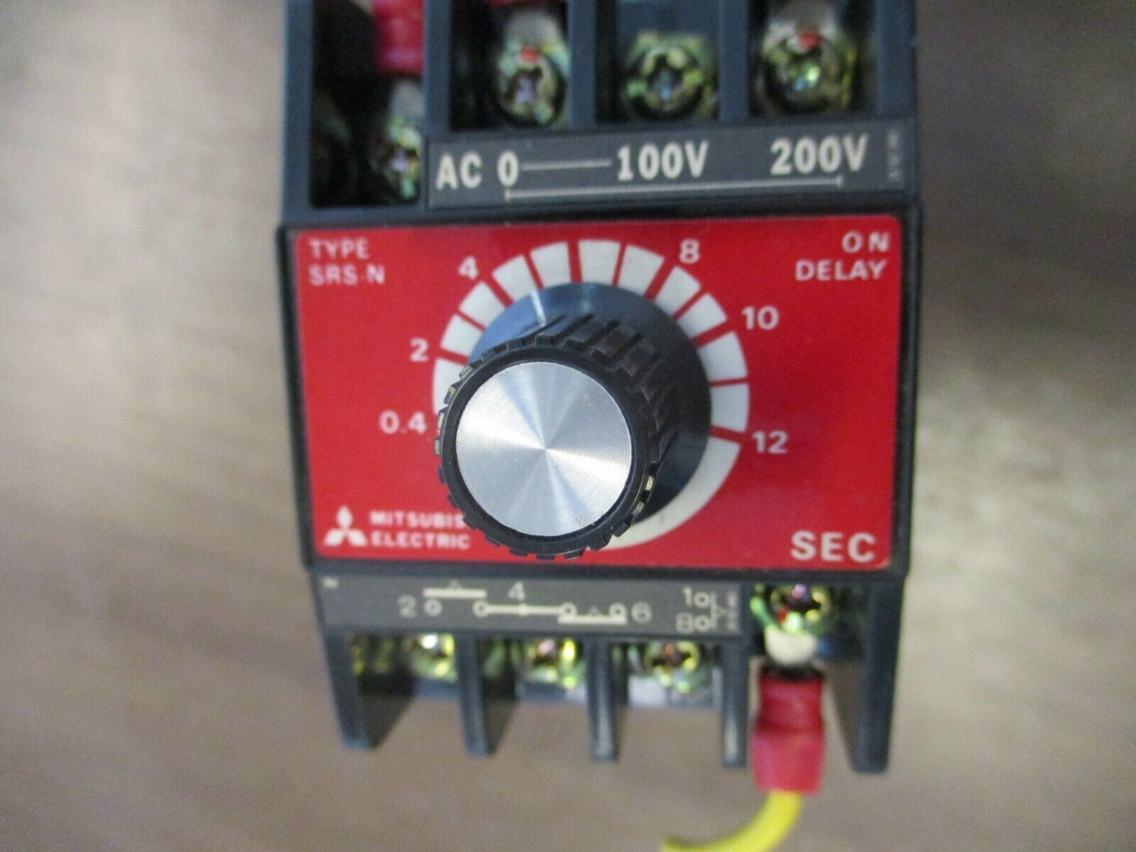 Mitsubishi Solid State Timer SRS-N 100/110V 200/220V Delay: 0.4-12 sec Used