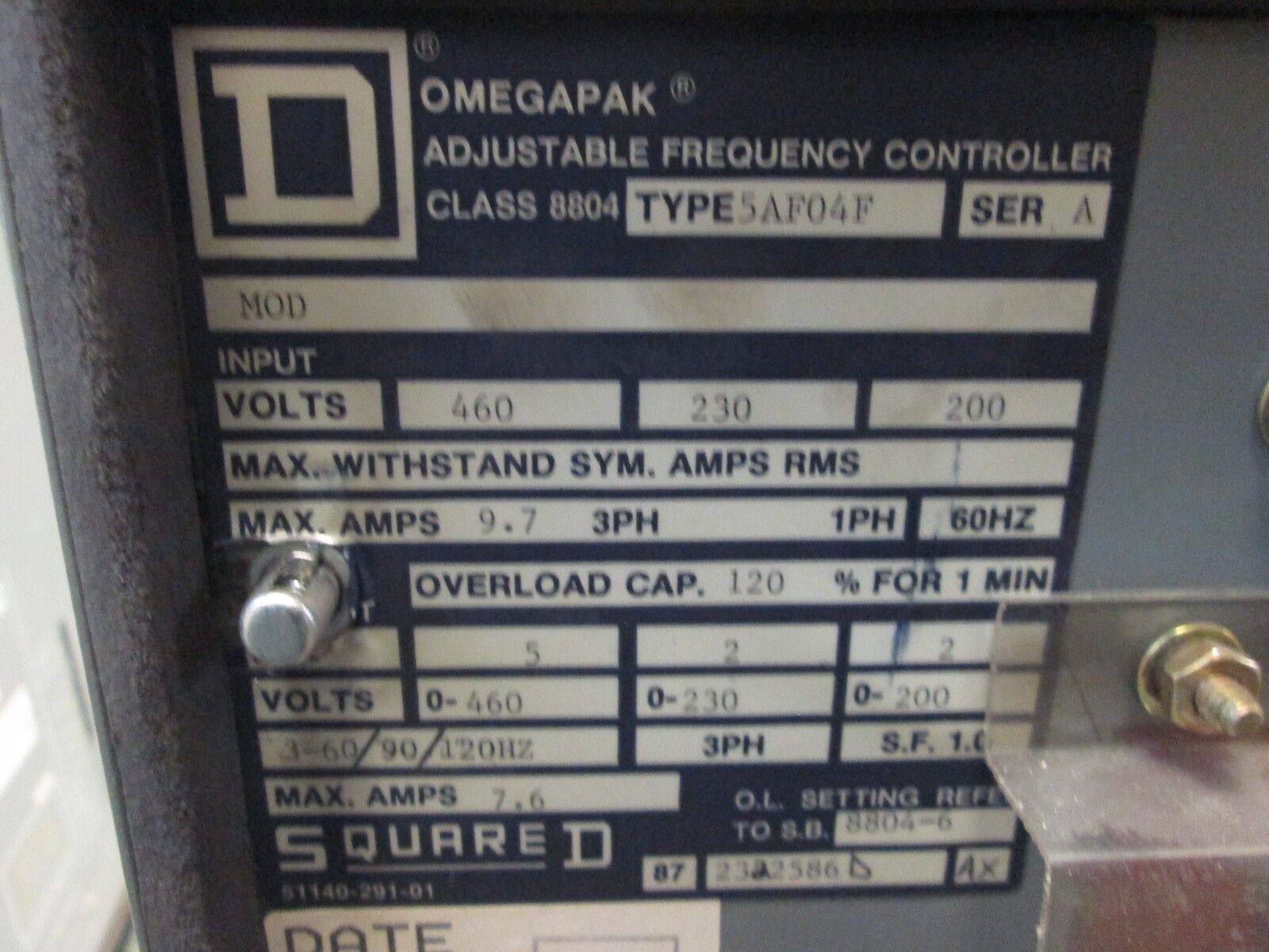 Square D Omegapak 8804 5AF04F 5HP In: 460V 9.7A 60Hz Out: 0-460V 7.6A Used