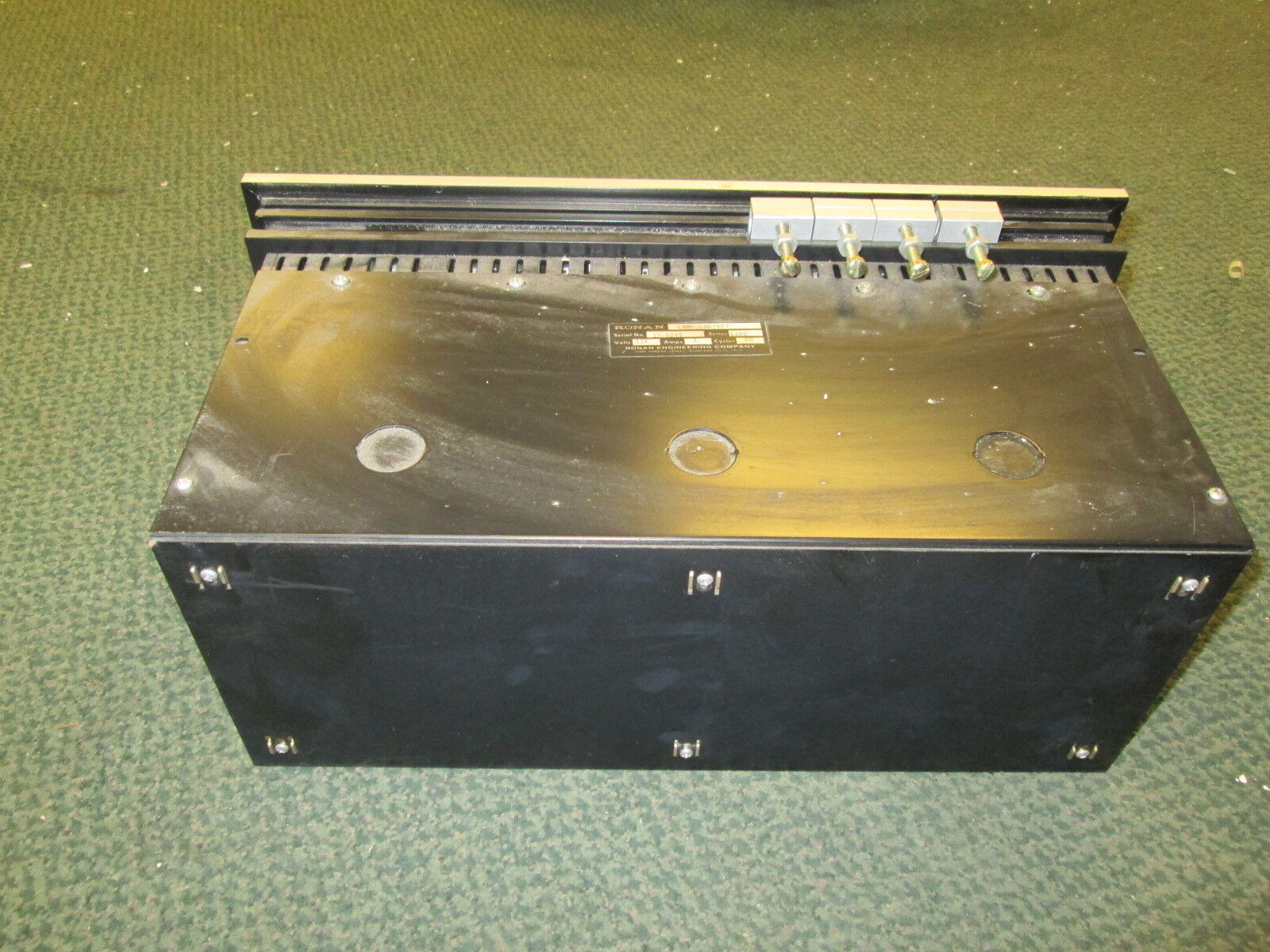 Ronan Lamp Cabinet LCP2 115V 3A 60Hz Used