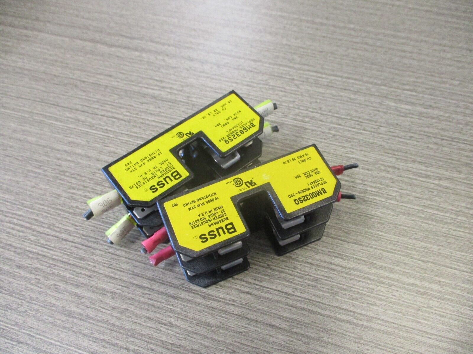 Buss Fuseholder BM6032SQ 30A 600V 2P *Lot Of 2*