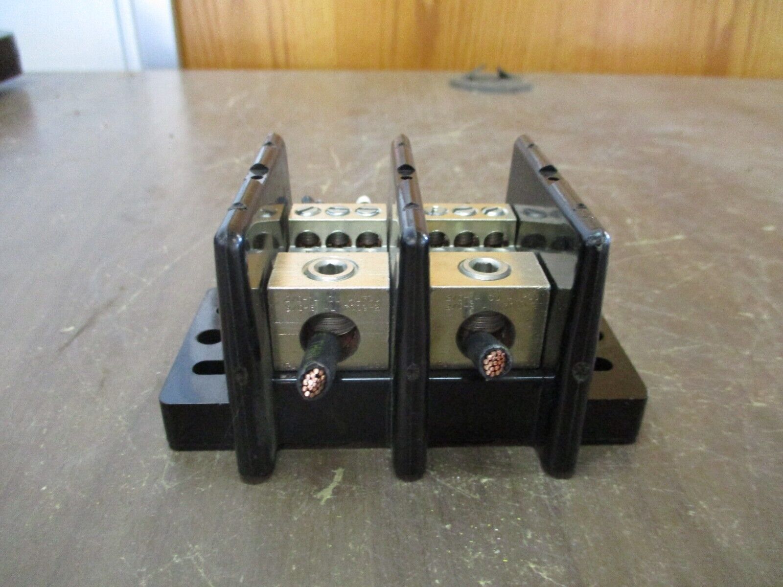 Buss Power Distribution Block 16021-2 175A 600V 2P Line: 2/0-14 Used