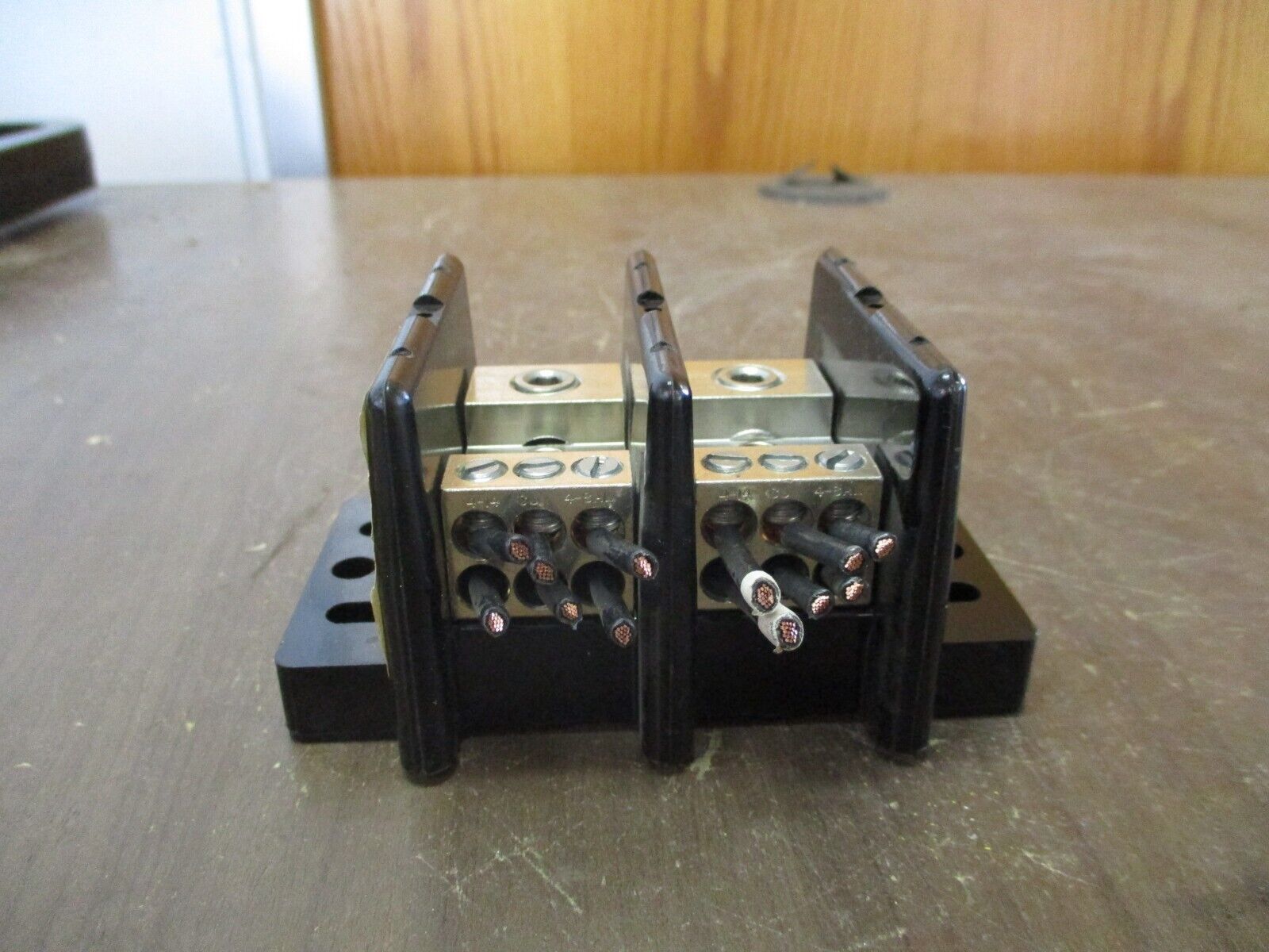 Buss Power Distribution Block 16021-2 175A 600V 2P Line: 2/0-14 Used