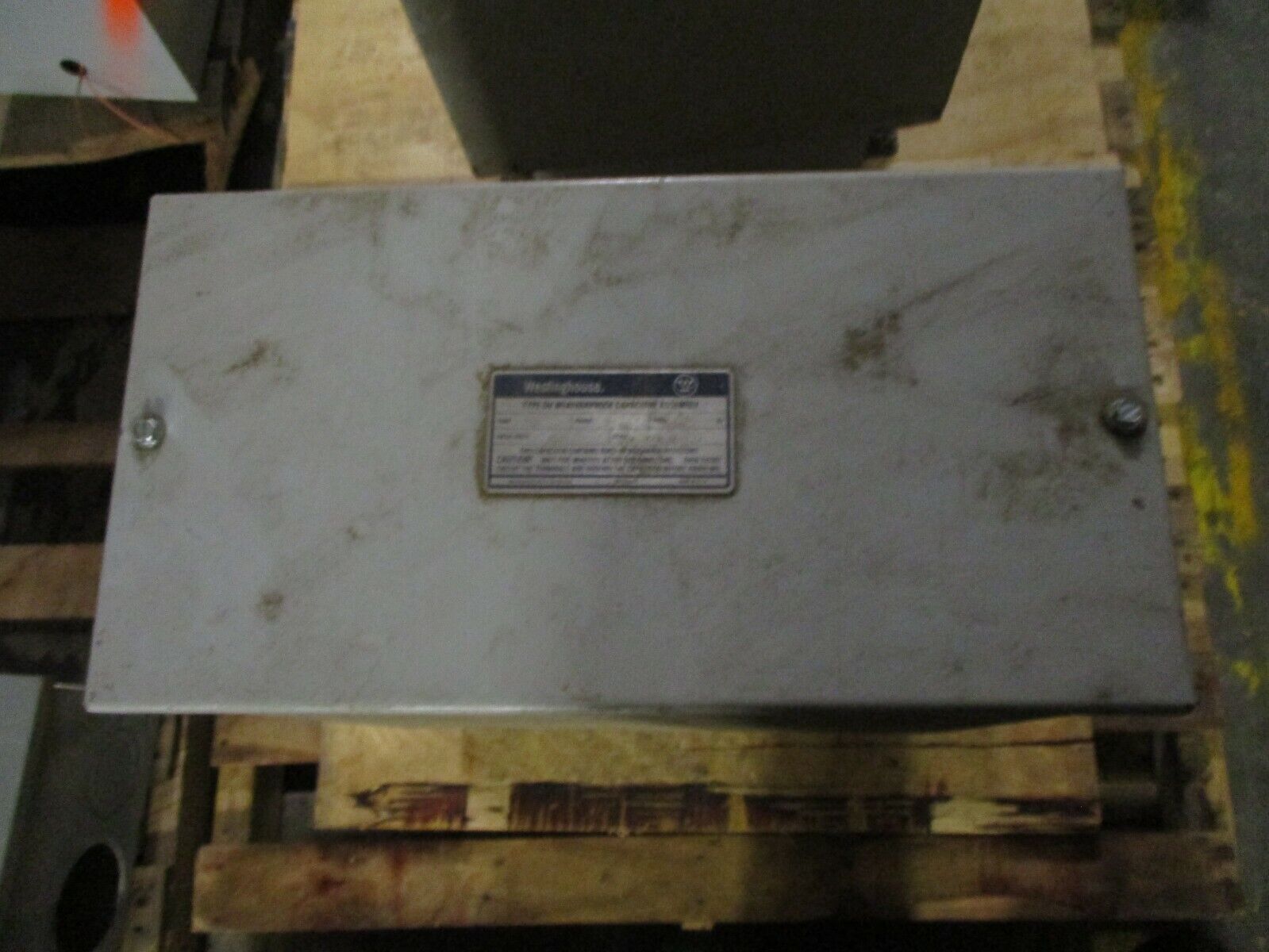 Westinghouse Type DV Weatherproof Capacitor 279C853A27 25KVAR 4160V 3Ph 60Hz