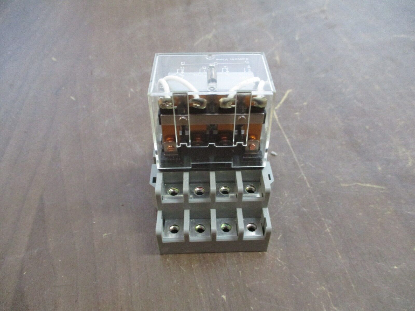 Omron Relay LY4 24VDC Coil w/ Base *Missing Terminal Screws* Used