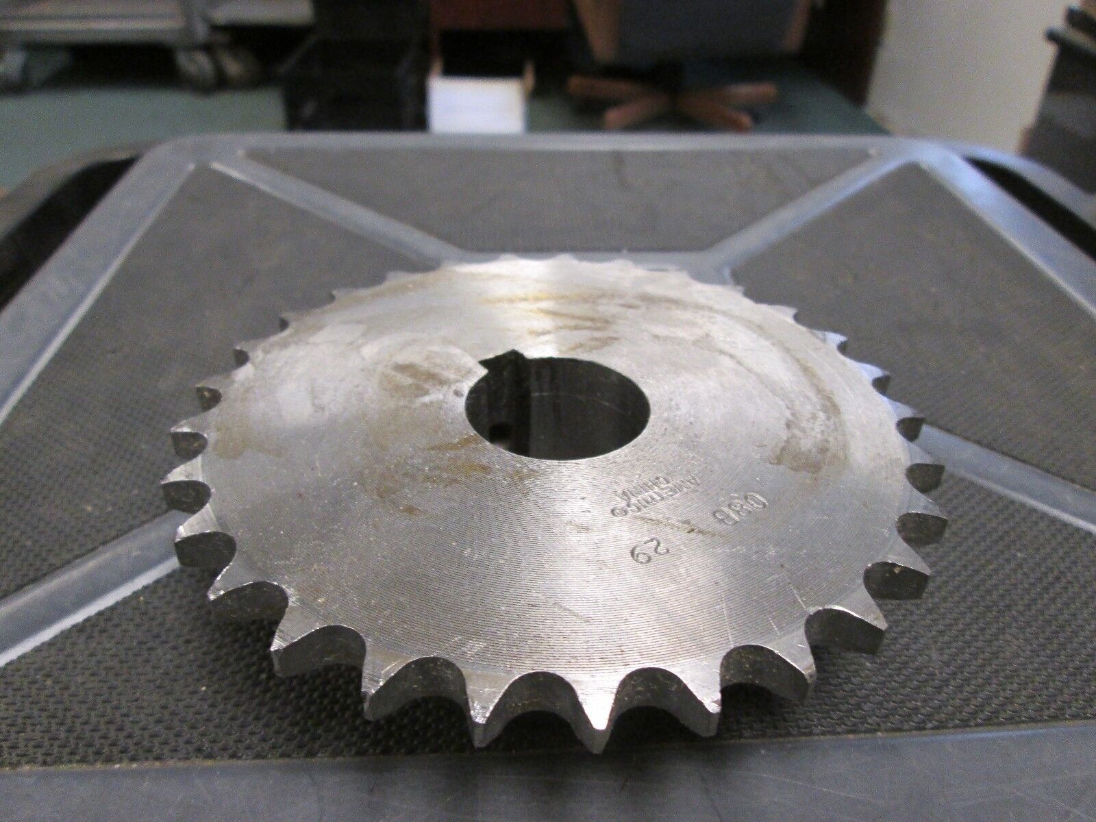 Ametric Hub Sprocket 08B-29 29 Teeth Used