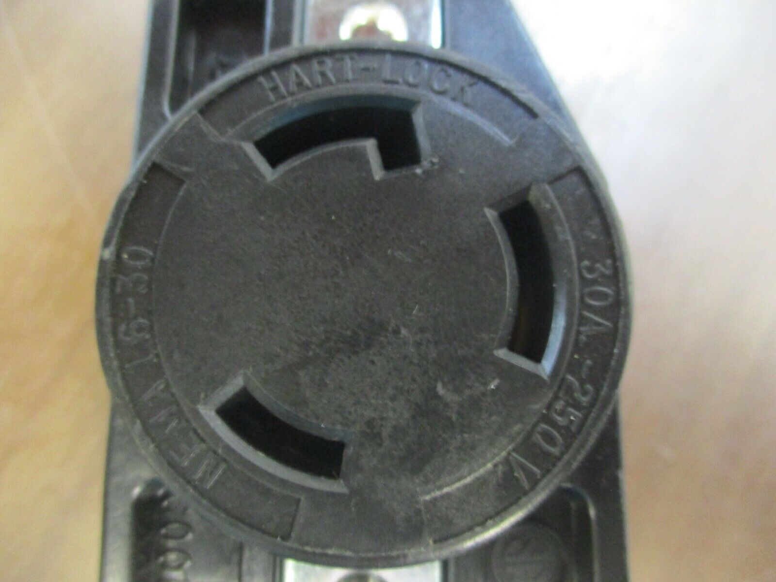 Arrow Hart Hart-Lock Receptacle NEMA L6-30 30A 250V *Lot of 2* Used