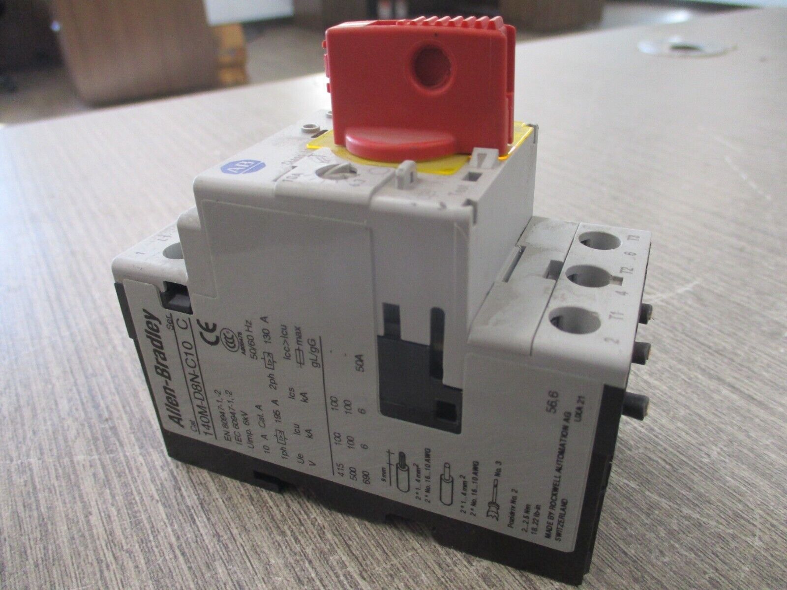 Allen-Bradley Manual Motor Protector 140M-D8N-C10 Trip : 6.3-10A Used