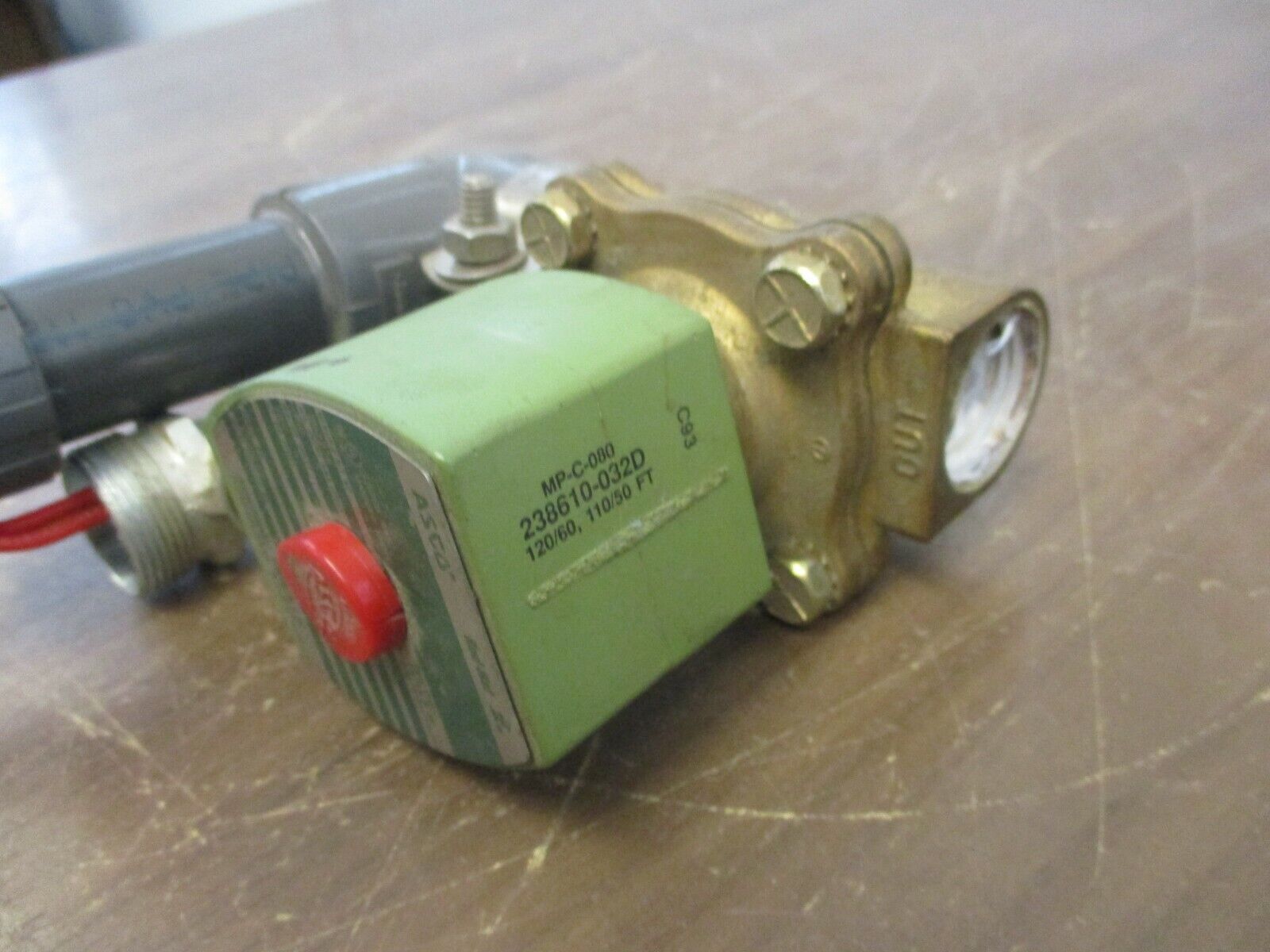 ASCO Red-Hat II Solenoid Valve 8210G95 150PSI Used
