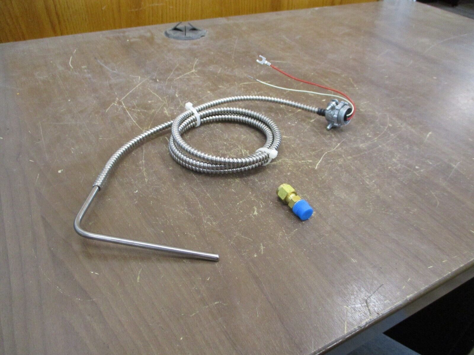 Omega Extruder Thermocouple Probe CF-090-J-4-48-1 90° Angle 48" Cable 32-900° F