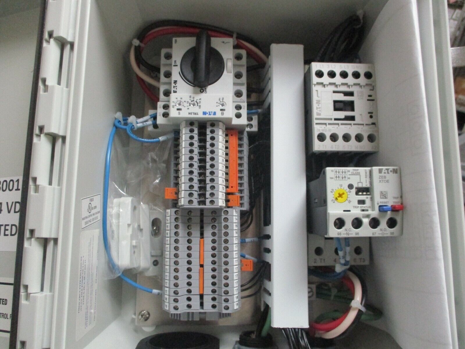 Eaton Type 3R Non-Fusible Combination DILM12-10XTCE012B10/ZEB XTOE 24VDC Coil