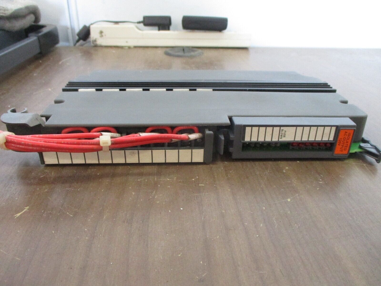 Allen-Bradley Isolated Output Module 1771-OD Rev. H01 120VAC Used