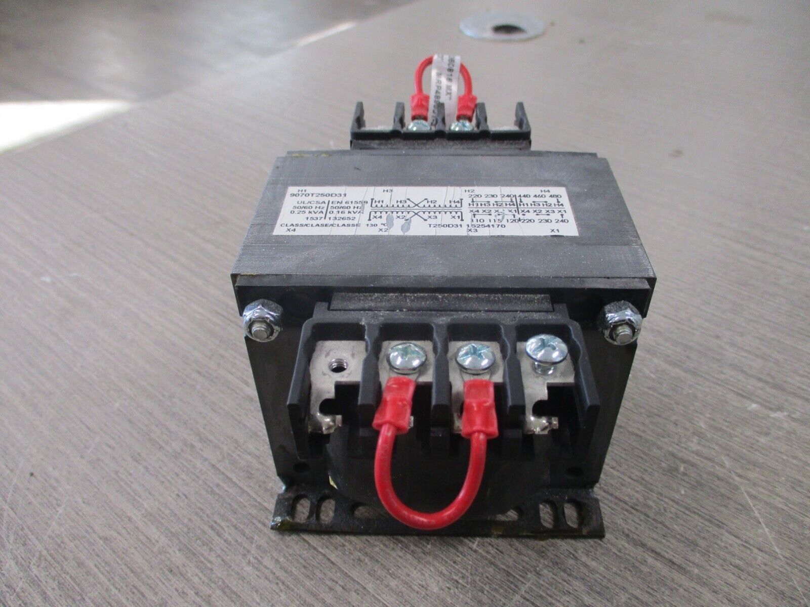 Square D Control Transformer 9070T250D31 Pri:240/480V Sec:120/240V 50/60Hz Used