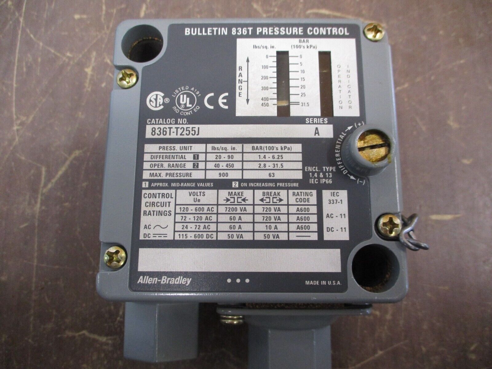 Allen-Bradley Pressure Switch 836T-T255J Ser. A Diff: 20-90PSI Range: 40-450PSI