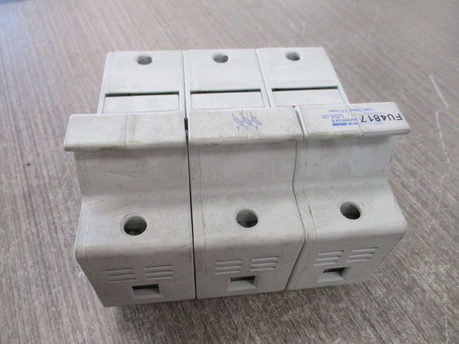 Ferraz Shawmut Fuseholder US6J3I 60A 600V 3P Used