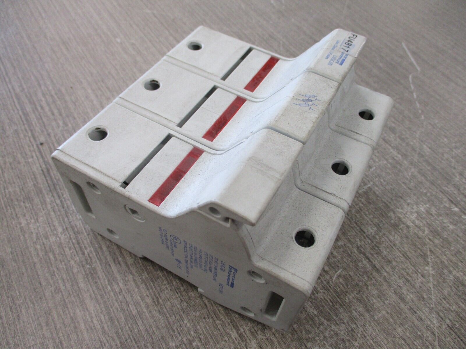 Ferraz Shawmut Fuseholder US6J3I 60A 600V 3P Used