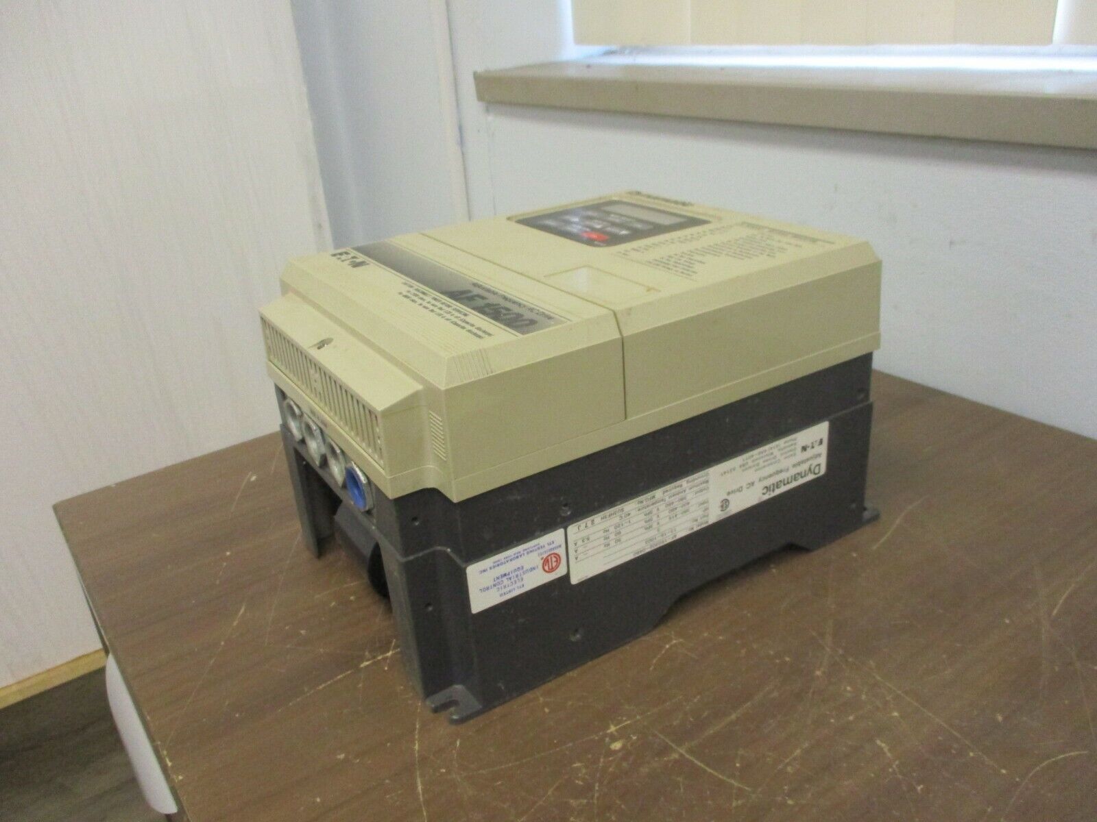 Eaton Dynamatic AC Drive AF-150302-0480 13-16-1003 3HP Used