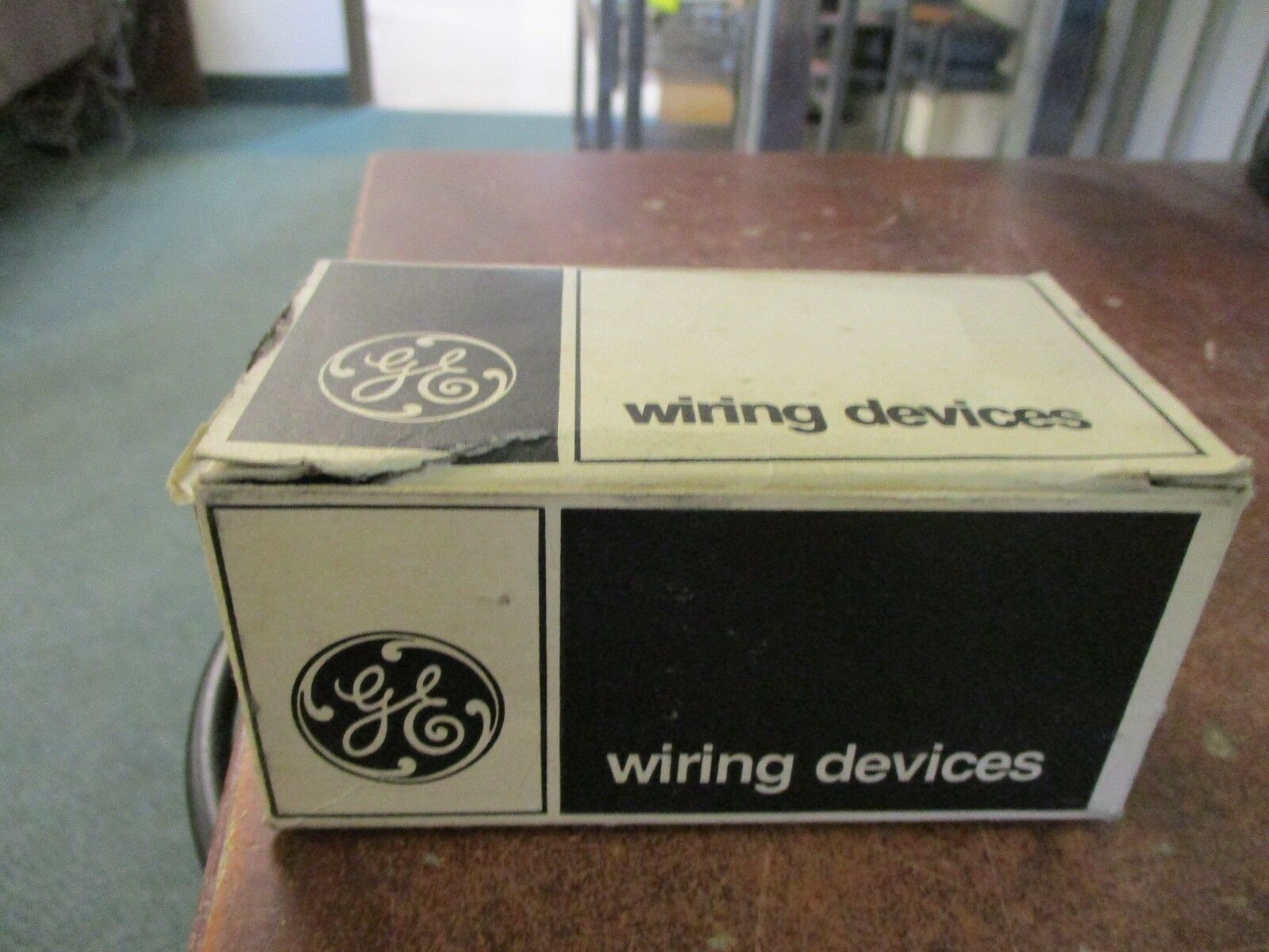 GE Flash Receptacle 4138-3 30A 125V 2P 3w New Surplus