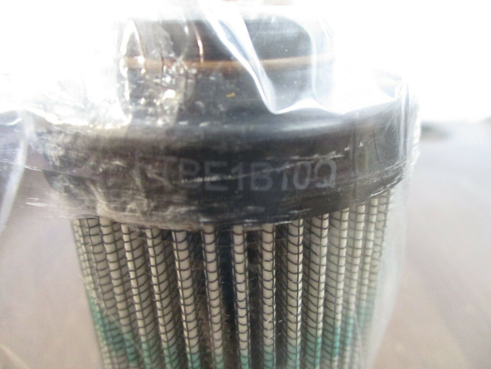 Parker Filter Element FTBE1B10Q XH New Surplus