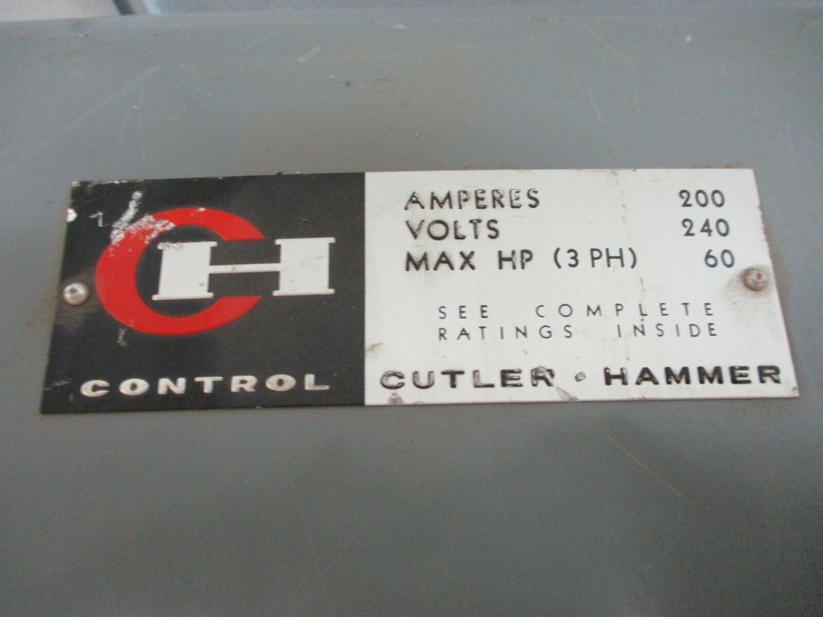Cutler-Hammer Fusible Safety Switch/Disconnect DH324N 200A 240V Used