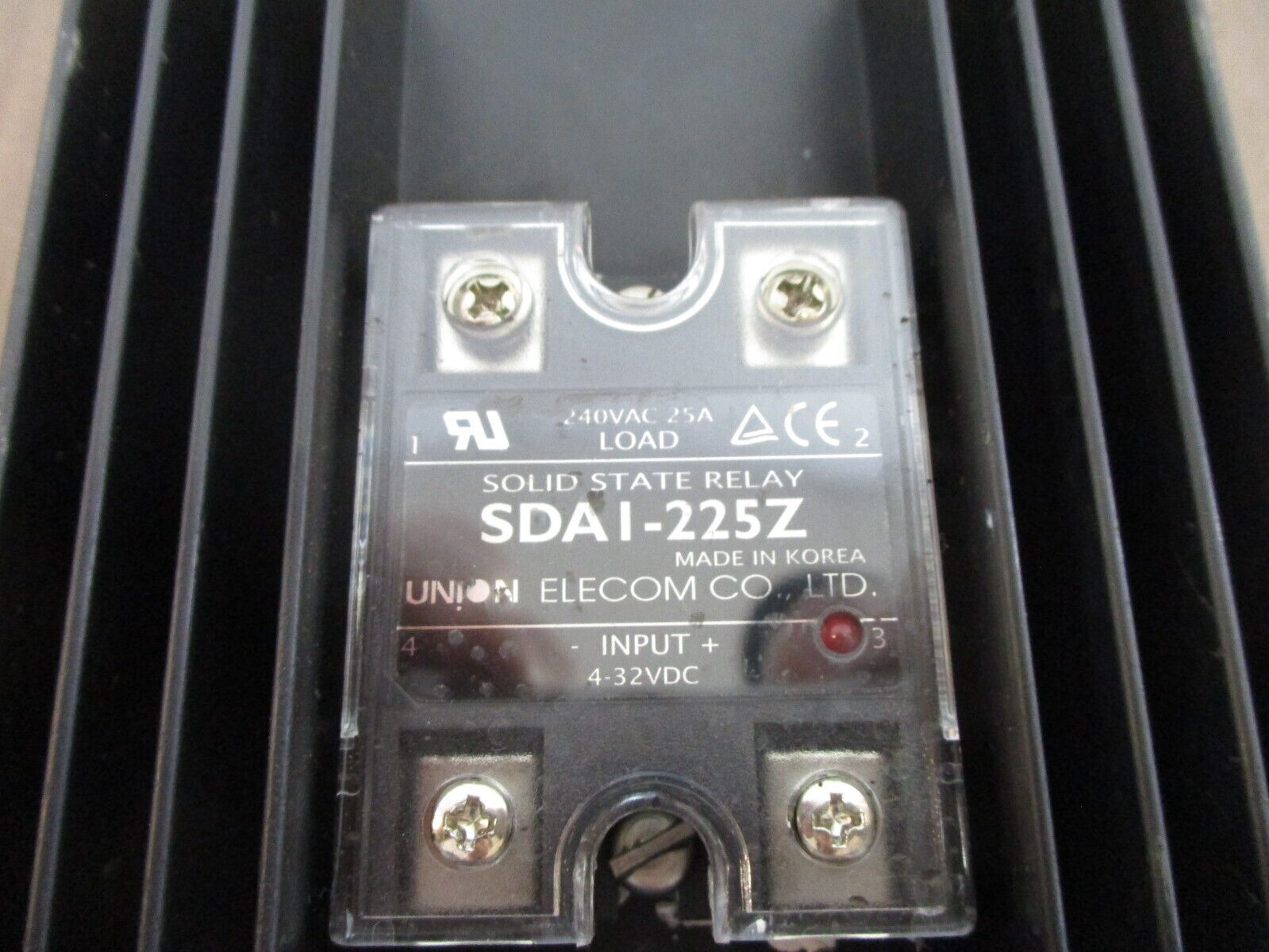 Union Elecom Solid State Relay SDA1-225Z Input: 4-32VDC Output: 240VAC 25A Used