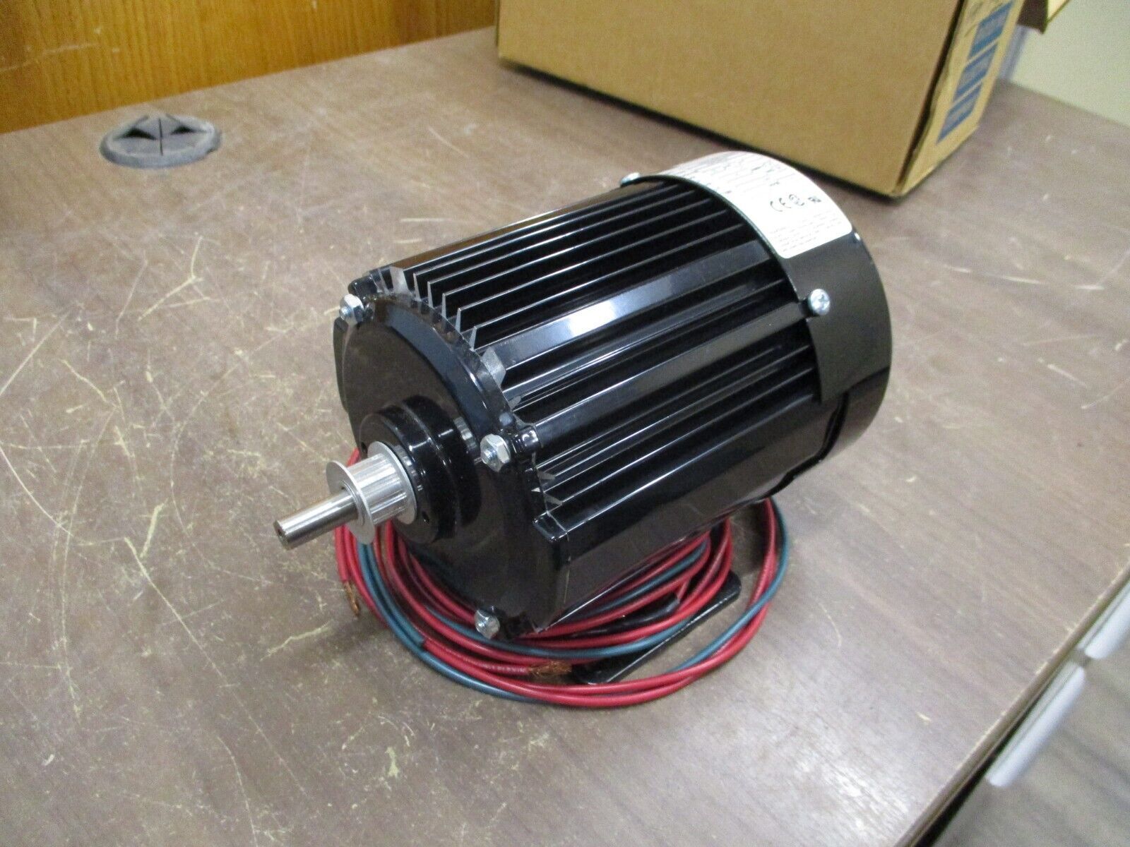 Bodine Electric Company Motor 42R5BFSI 1/6HP 1800RPM 115V 3.6A 60Hz New Surplus