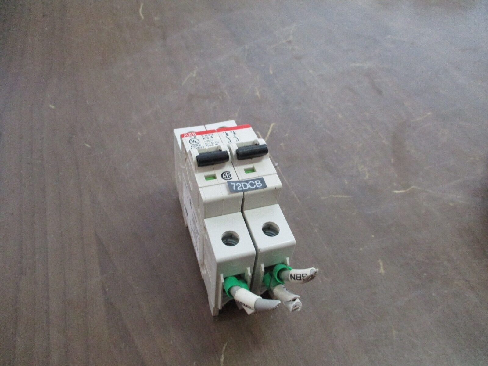 ABB Circuit Breaker S202UK6A 240V 6A 2P *Broken DIN Rail Mounts* Used