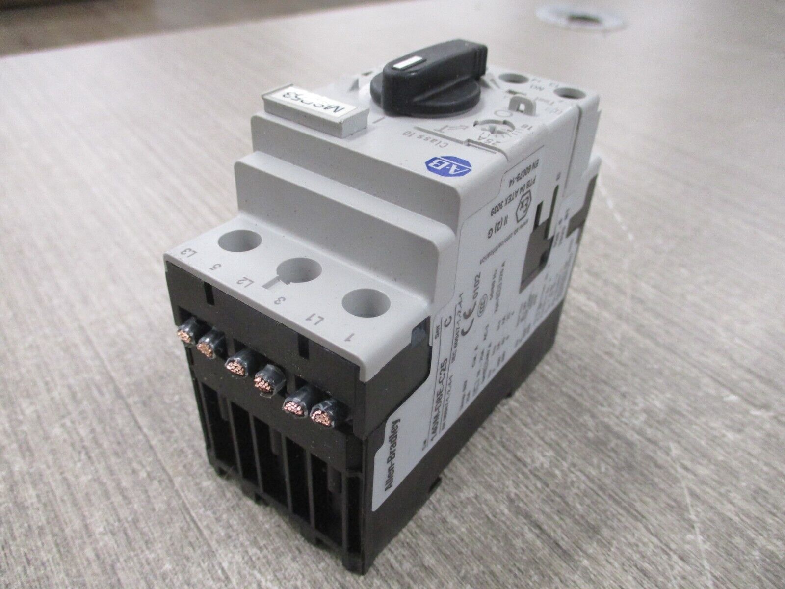 Allen-Bradley Manual Motor Protector 140M-D8E-C25 Ser. C Trip : 18-25A Used