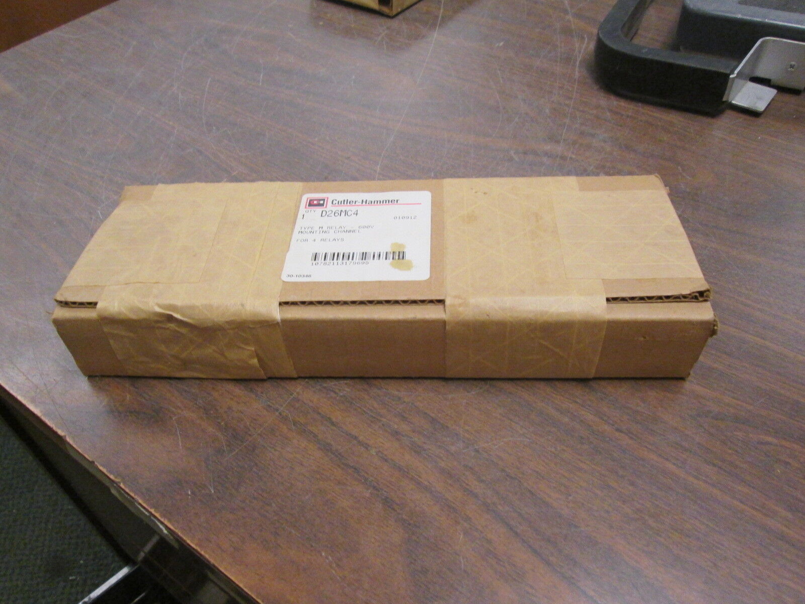 Cutler-Hammer Type M Relay Mounting Channel D26MC4 600V For 4 Relays New Surplus