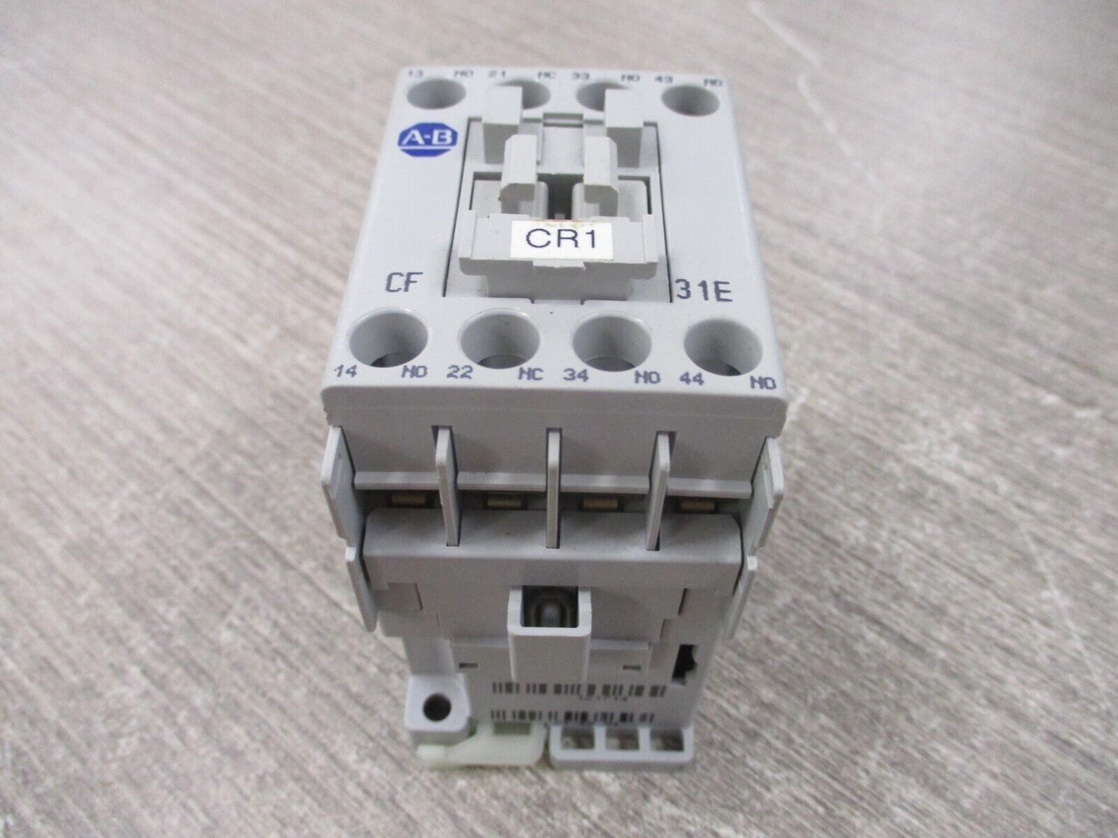 Allen-Bradley Contactor 700-CF310E* Ser. A 25A 600V 24VDC Coil Used