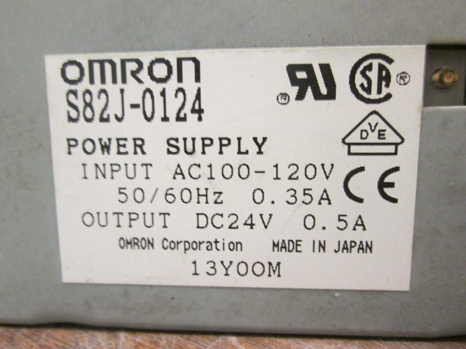 Omron Power Supply S82J-0124 In: 100-120VAC 50/60Hz 0.35A Out: 24VDC 0.5A Used