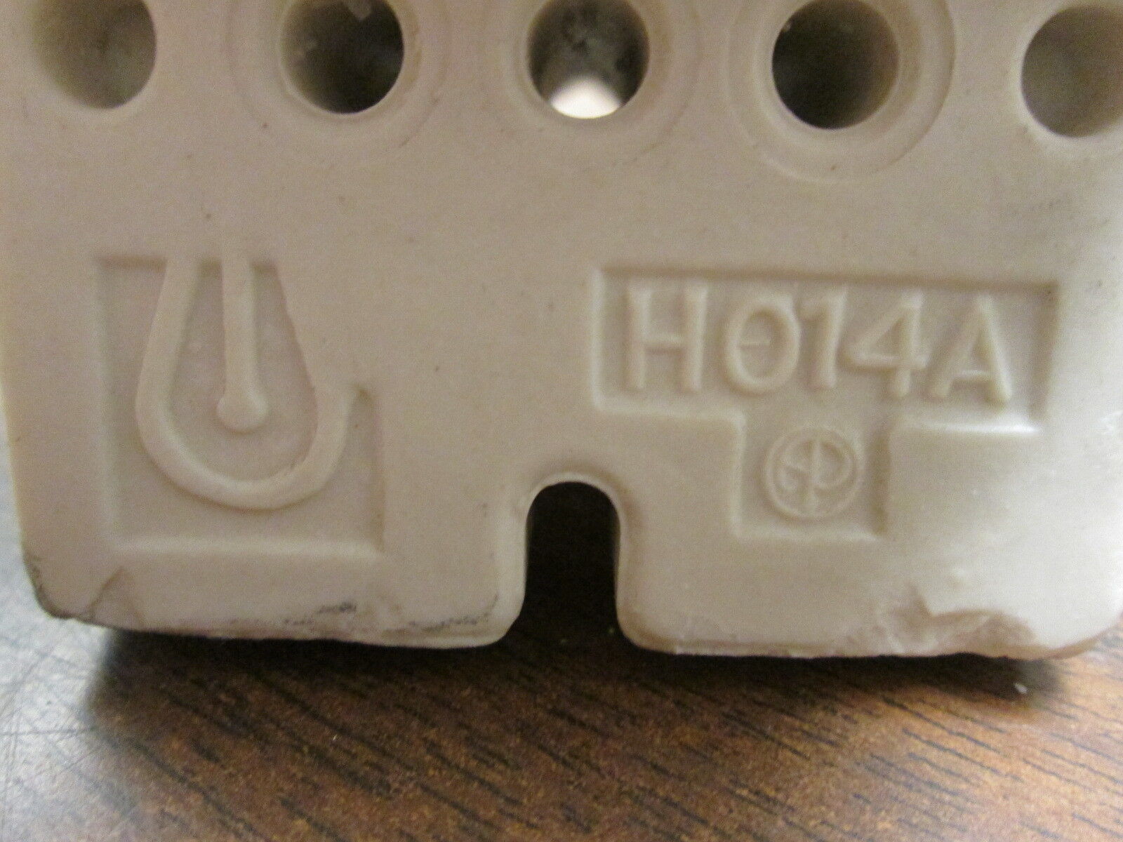 Liebert Porcelain Insulator Block H014A Used