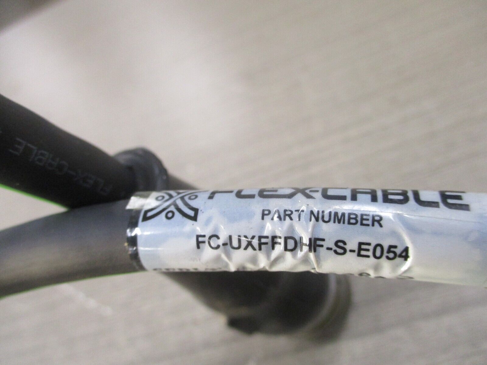 Flex-Cable Universal Extension Cable FC-UXFFDHF-S-E054 New Surplus