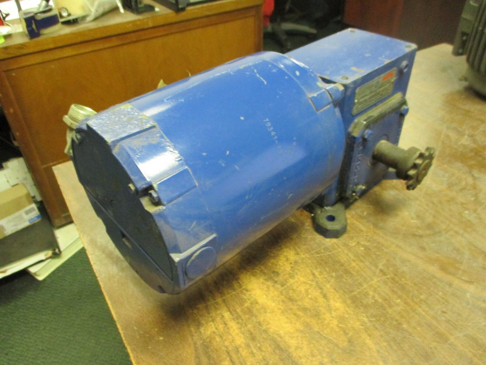 Reliance Motor w/ Gear P56H1338W-PR 1/2HP 1800RPM FR:FR56C 208-230/460-480V Used