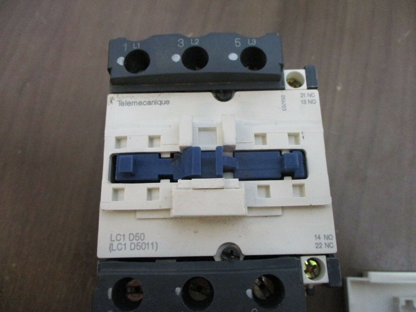 Telemecanique Starter LC1 D5011 / LR2 D3559 120V Coil Trip: 48-65A 600V Used