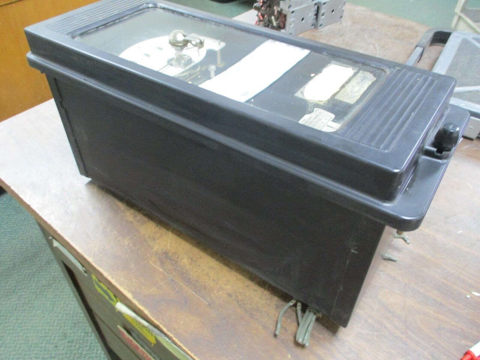 Westinghouse Three Stator Kilowatthour Meter D2B-3FM 120V 60Hz 4W Used